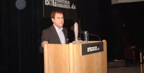 Ingo Ruhmann am Redner.innenpult.
