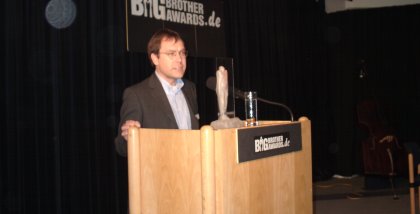 Ingo Ruhmann am Redner.innenpult.