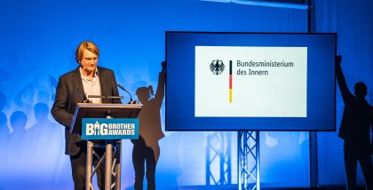 Frank Rosengart auf der Bühne.