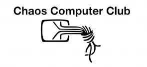 Dargestellt ist der „Chaosknoten“ als offizielles Logo des CCC. Er ist ein spiegelbildlich dargestelltes Logo des Bundespost-Kabel-TV mit verlängertem und verknotetem Kabelausgang.